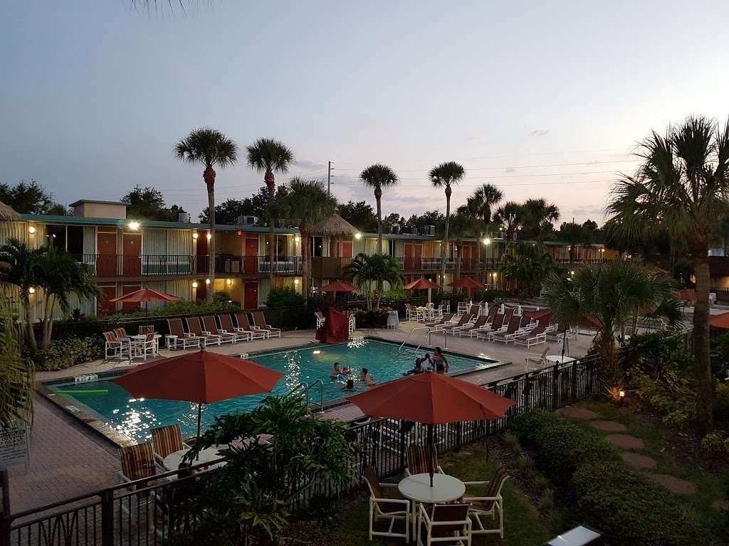 Magic Tree Resort | 2795 N Old Lake Wilson Rd, Kissimmee, FL 34747, USA | Phone: (407) 396-2300