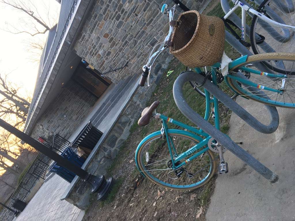 Haverford College Dining Center | Dining Center, College, Haverford, PA 19041, USA | Phone: (610) 896-1000