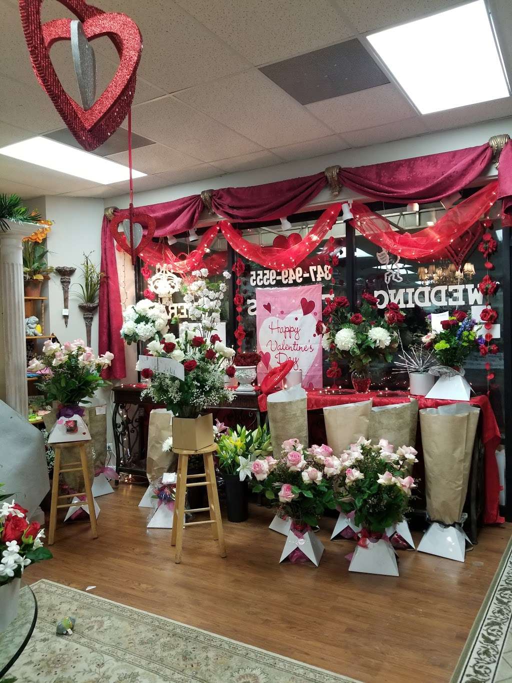 Donnas Custom Flowers | 787 S Midlothian Rd, Mundelein, IL 60060, USA | Phone: (847) 949-9555