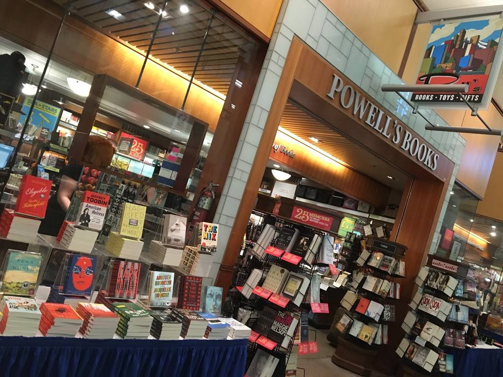 Powells Books at PDX | 7000 NE Airport Way #2250, Portland, OR 97218, USA | Phone: (503) 228-4651