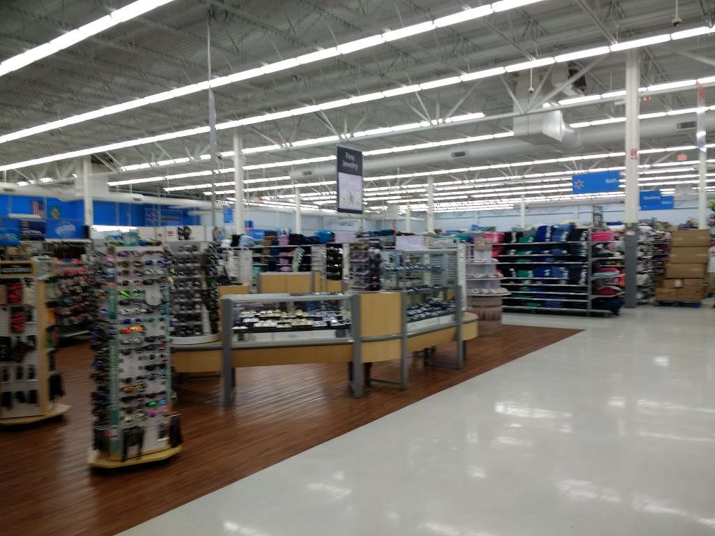 Walmart Supercenter | 22899 Sussex Hwy, Seaford, DE 19973, USA | Phone: (302) 628-1668