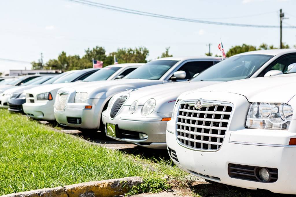 Auto Max Used Cars LLC | 592 E New Circle Rd, Lexington, KY 40505 | Phone: (859) 317-9760