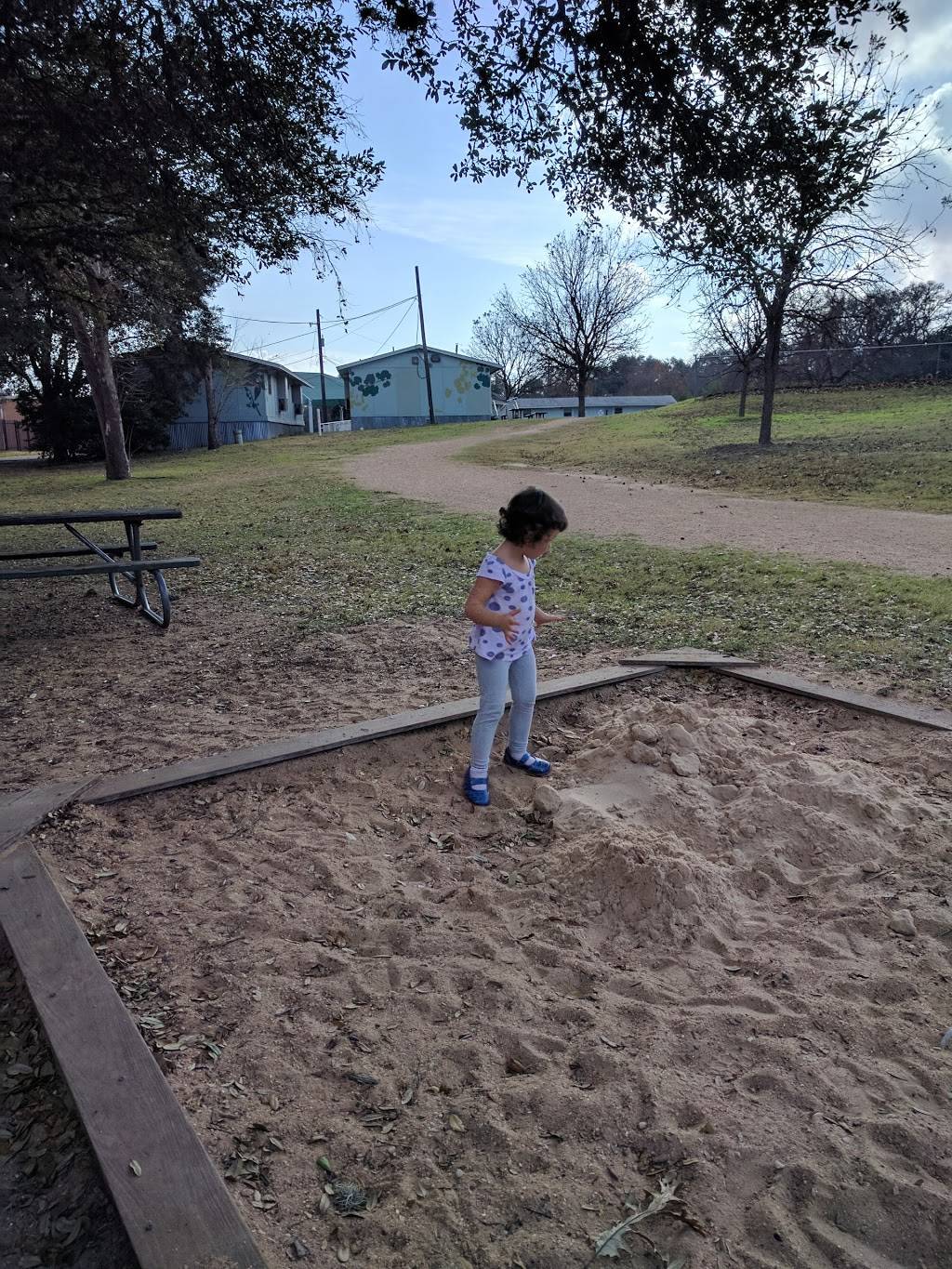 Perry Neighborhood Park | 4800 Fairview Dr, Austin, TX 78731, USA | Phone: (512) 974-6700