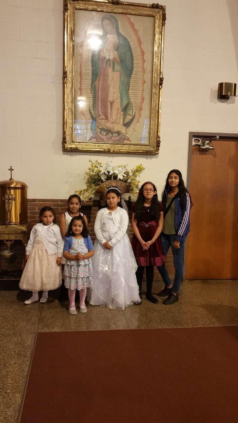 Sacred Heart Catholic Church | 819 N 16th Ave, Melrose Park, IL 60160, USA | Phone: (708) 344-0757
