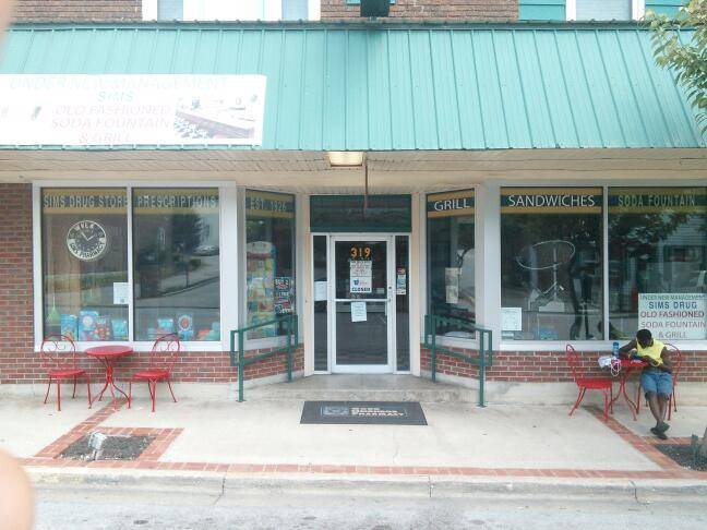 Med-Save Pharmacy Wilmore | 201 E Main St, Wilmore, KY 40390 | Phone: (859) 858-2453