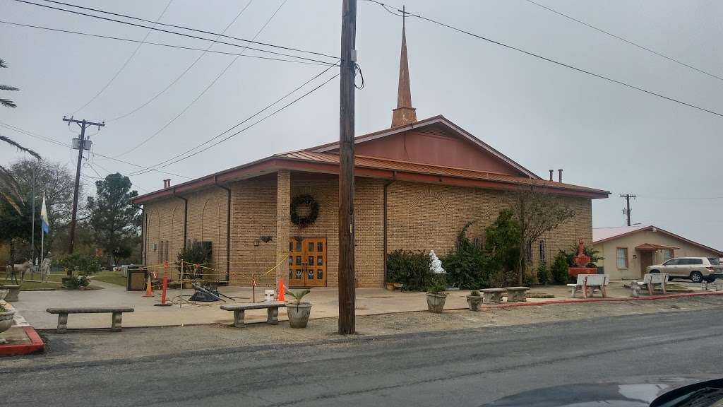 El Carmen Church | 18555 Leal Rd, San Antonio, TX 78221, USA | Phone: (210) 626-2333