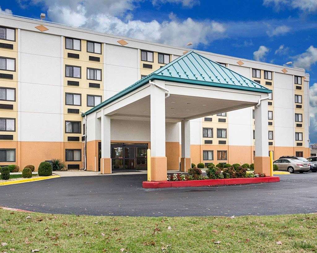 Comfort Inn | 6363 Oxon Hill Rd, Oxon Hill, MD 20745, USA | Phone: (301) 839-0001