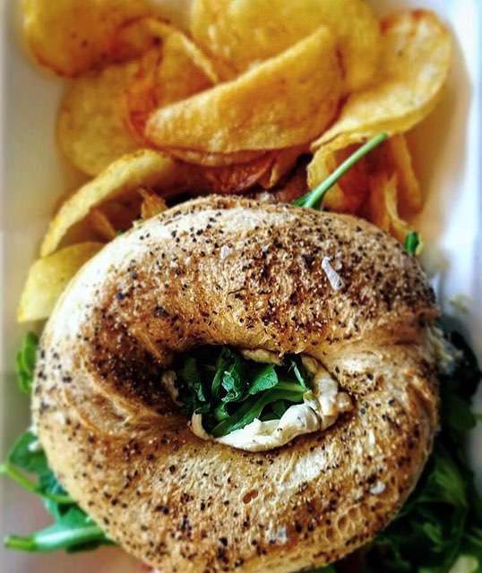 Woodgrain Bagel & Deli | 13120 E 19th Ave, Aurora, CO 80045, USA | Phone: (303) 724-2224