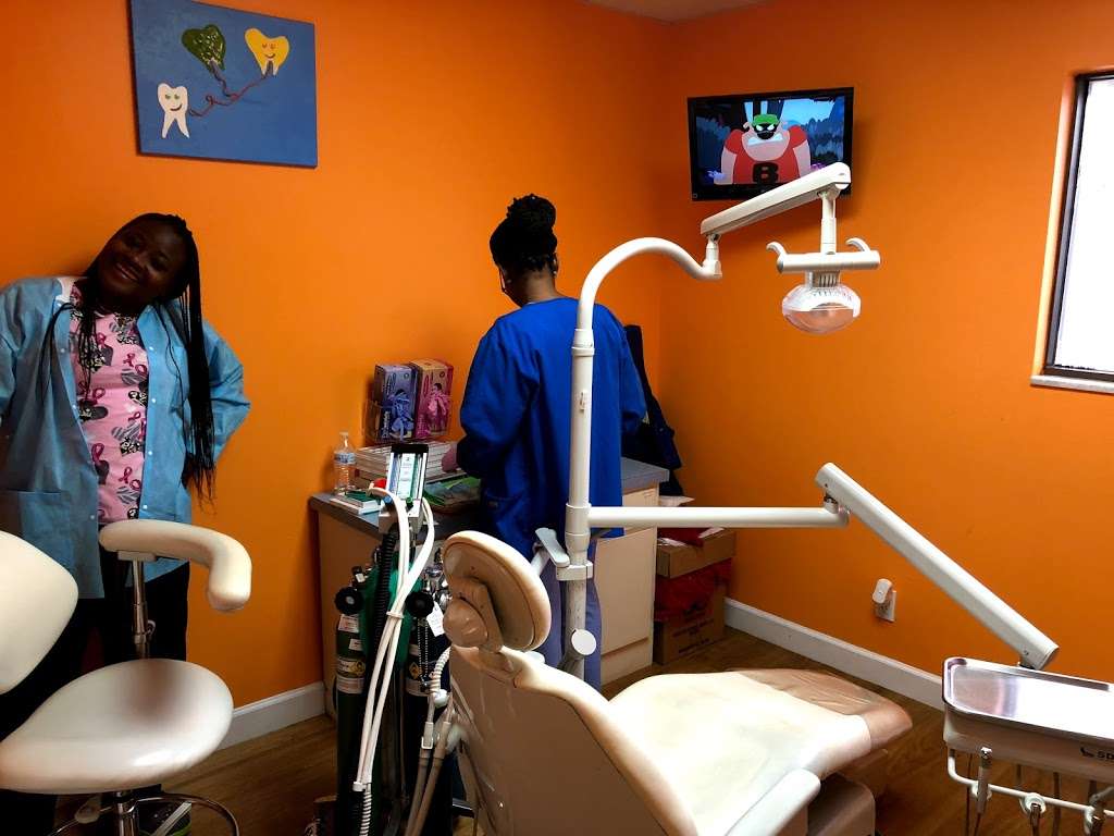 Little Smiles Dental | 1708 N Federal Hwy, Lake Worth, FL 33460, USA | Phone: (561) 588-2025