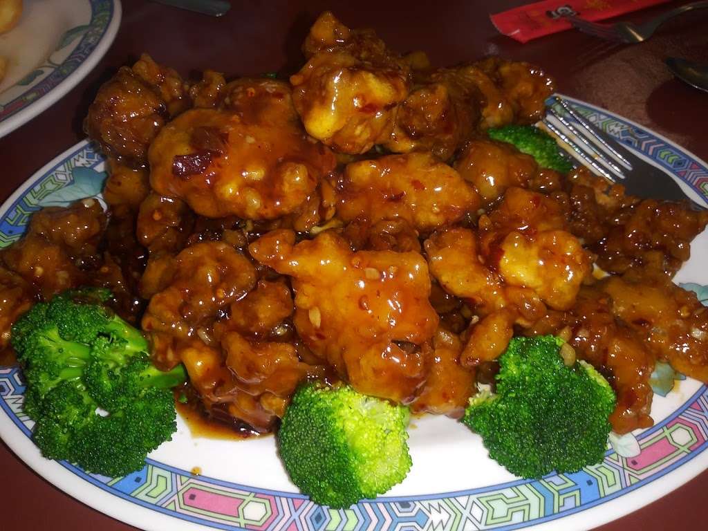 Golden Gate Chinese Restaurant | #104, 5300, 2510 S Belt Line Rd, Grand Prairie, TX 75052, USA | Phone: (972) 642-6833