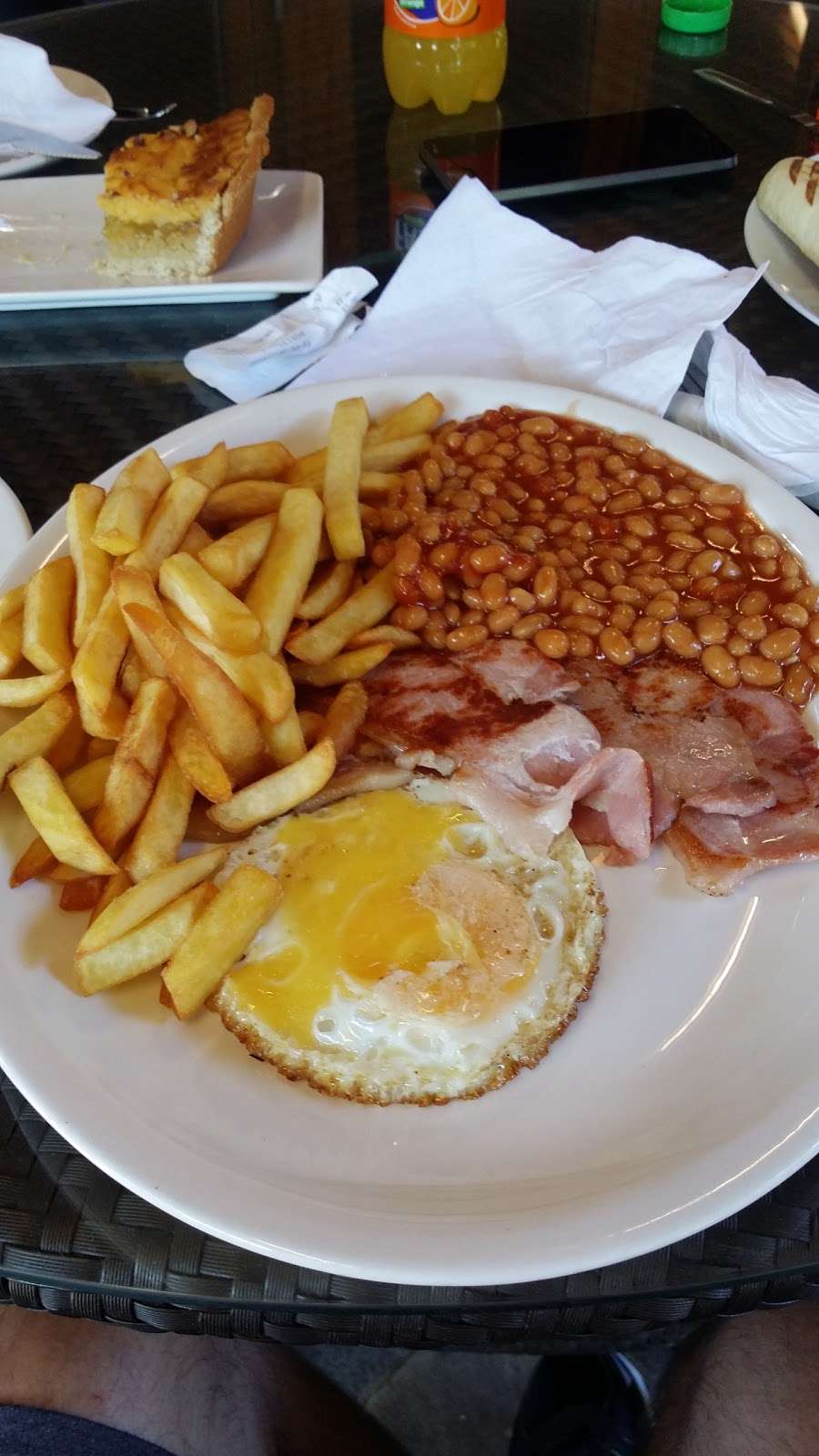 Trent Park Cafe | Barnet EN4 0JY, UK