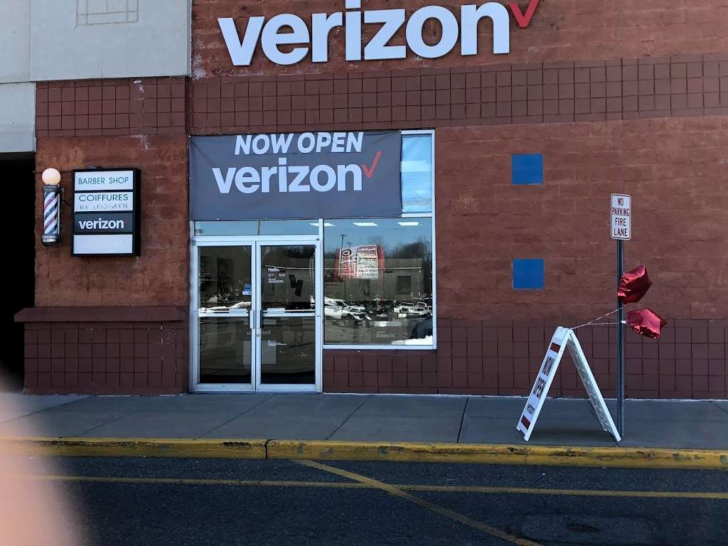 Verizon Wireless | 860 Sunrise Hwy, Bay Shore, NY 11706, USA | Phone: (631) 665-3700