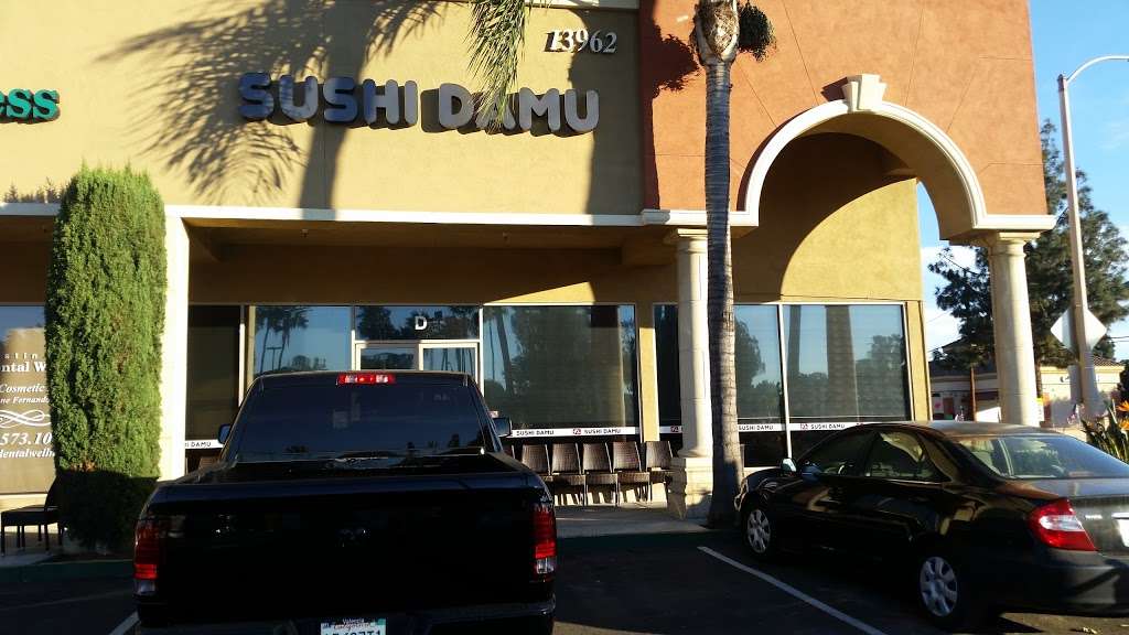 Sushi Damu | 13962 Newport Ave D, Tustin, CA 92780 | Phone: (714) 505-3147