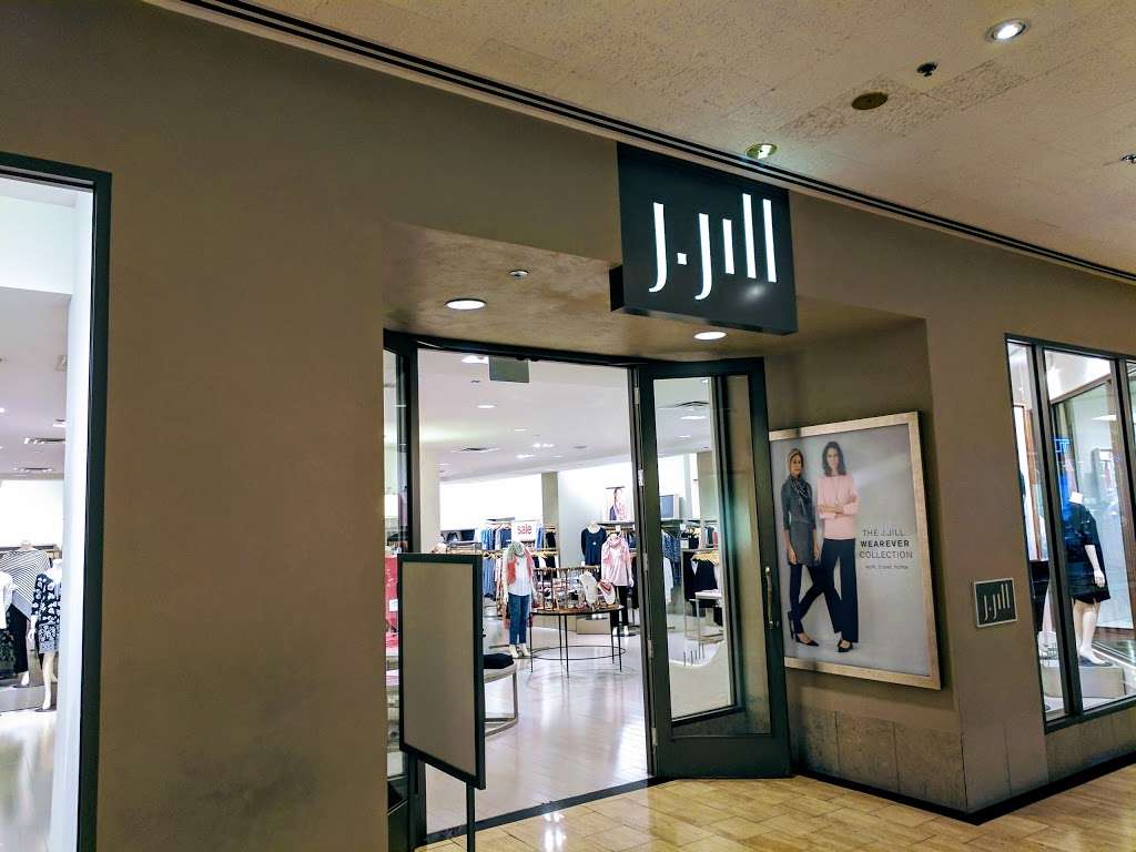 J.Jill | 835 N Michigan Ave, Chicago, IL 60611, USA | Phone: (312) 951-1076