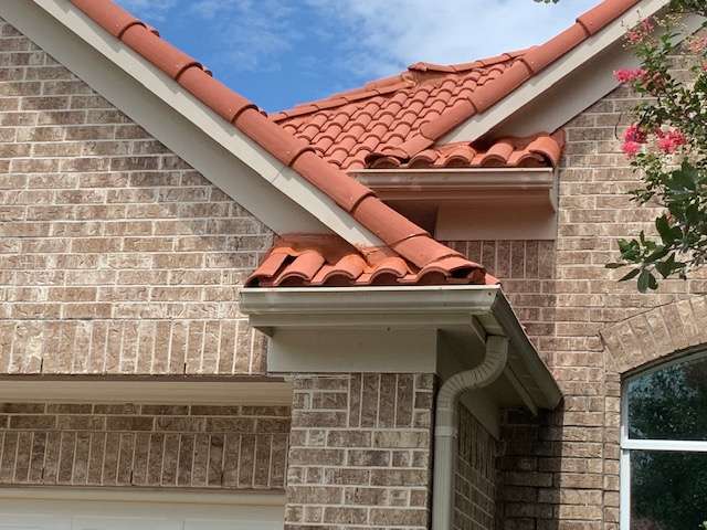 Elegant Roofing & Restoration Contractors | 5829 West Sam Houston Pkwy N #108, Houston, TX 77041 | Phone: (832) 406-7157