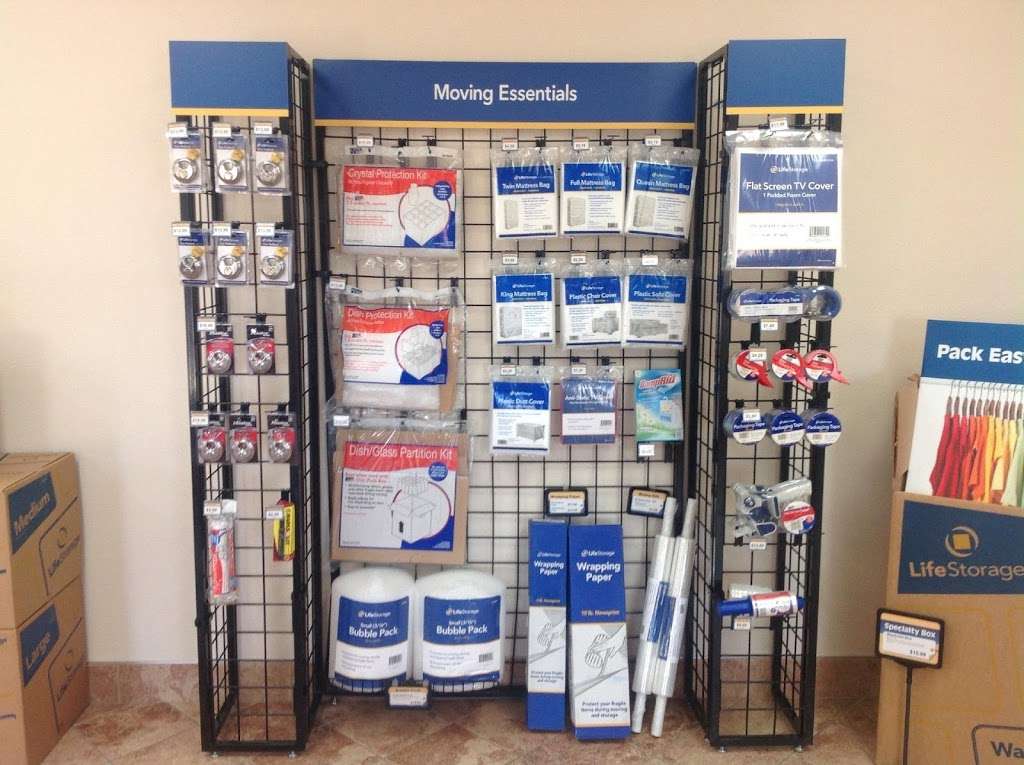 Life Storage | 2500 Pat Booker Rd, Universal City, TX 78148, USA | Phone: (210) 658-9947