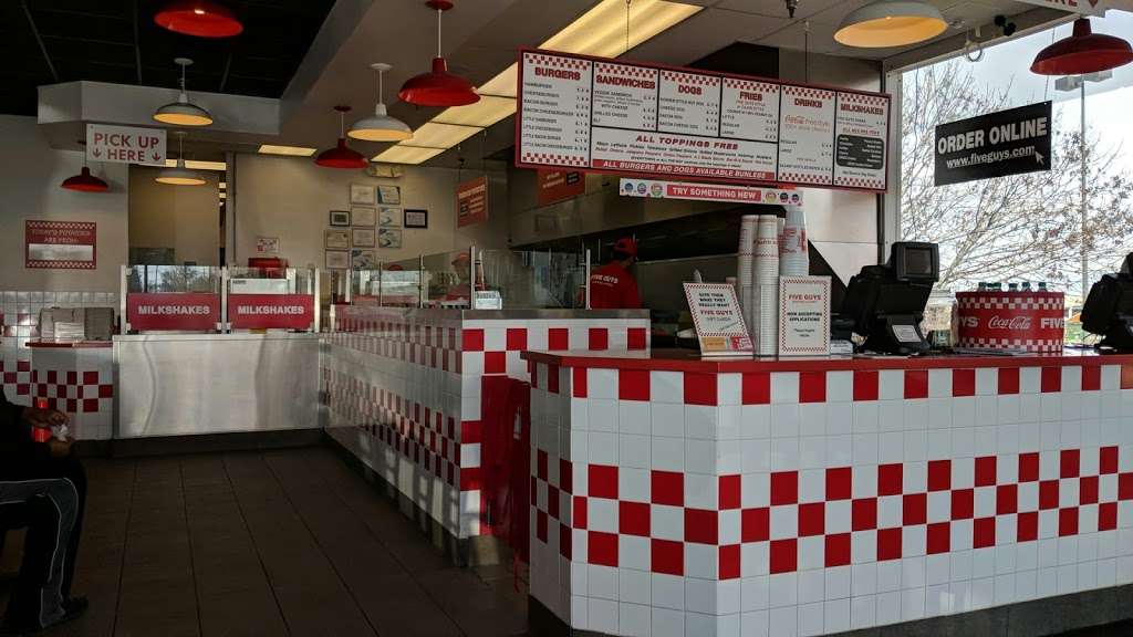 Londontown Square | 1311 Londontown Blvd, Sykesville, MD 21784, USA