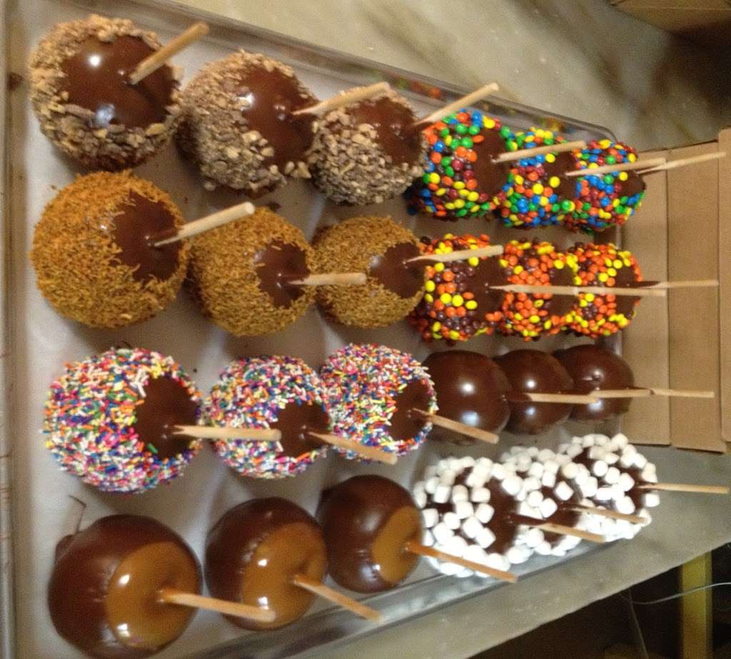 Van Holtens Sweet Shop | 811 Ocean Terrace, Seaside Heights, NJ 08751 | Phone: (732) 830-2220