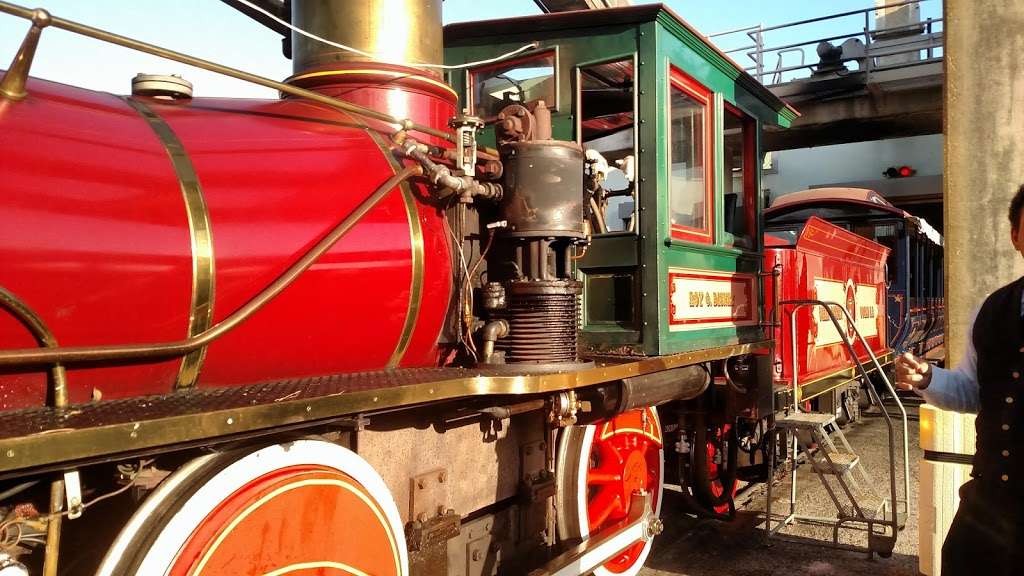 Disneys Magic Behind Our Steam Trains | Magic Kingdom, Walt Disney World Resort, Orlando, FL 32836, USA | Phone: (407) 939-8687