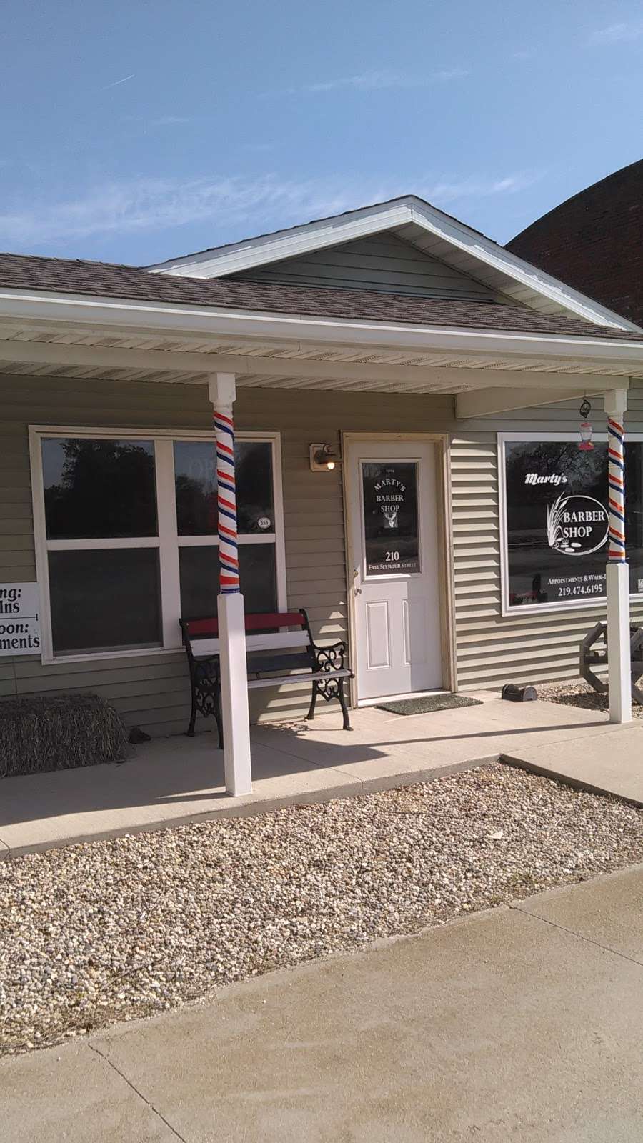 Smittys Barber Shop | 109 N 3rd St, Kentland, IN 47951 | Phone: (219) 474-6195