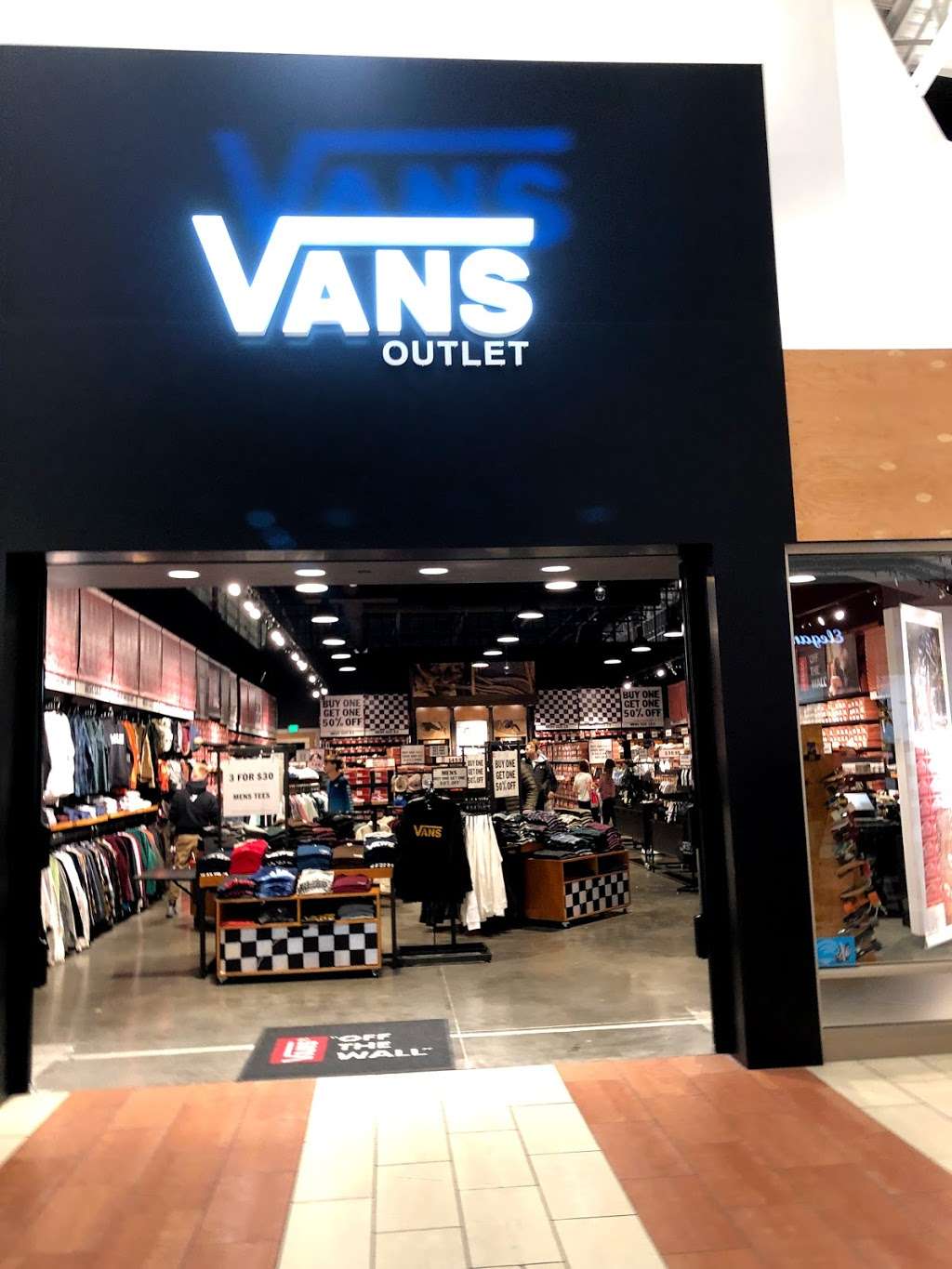 vans outlet buy one get one half off