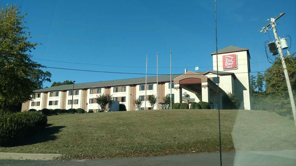 Red Roof Inn & Suites California, MD - NAVAIR | 23428 Three Notch Rd, California, MD 20619, USA | Phone: (301) 737-2444