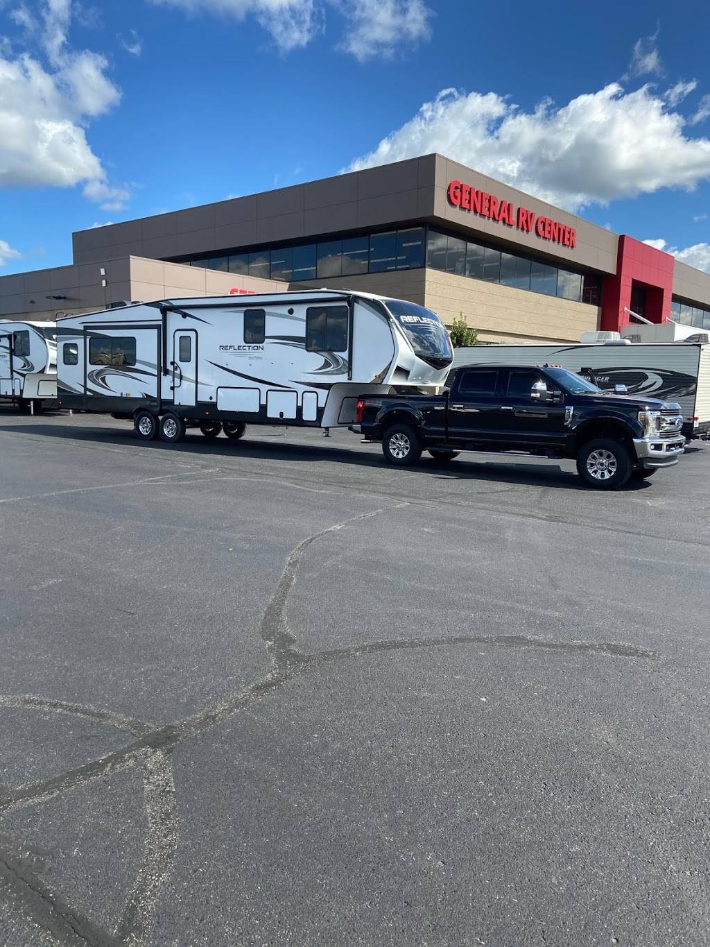 General RV Center | 17277 Racho Rd, Brownstown Charter Twp, MI 48193, USA | Phone: (734) 284-5500