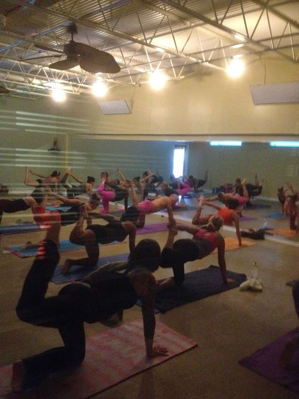 Hot Yoga near Boynton Beach | 2910 N Federal Hwy, Boca Raton, FL 33431, USA | Phone: (561) 409-0811