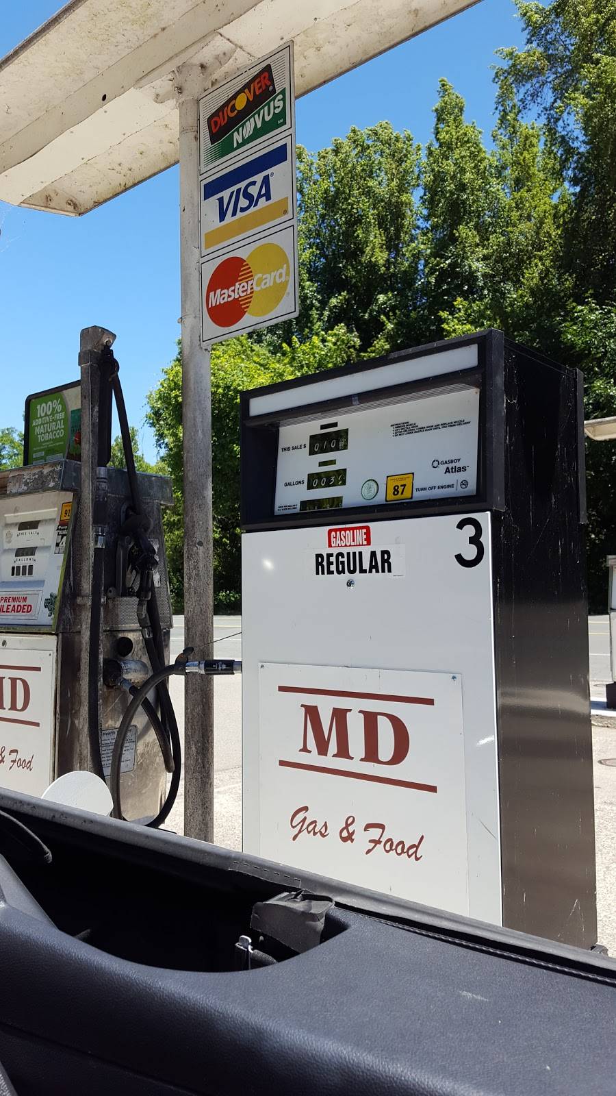 MD Gas & Food | 15190 River Rd, Guerneville, CA 95446, USA | Phone: (707) 869-0809