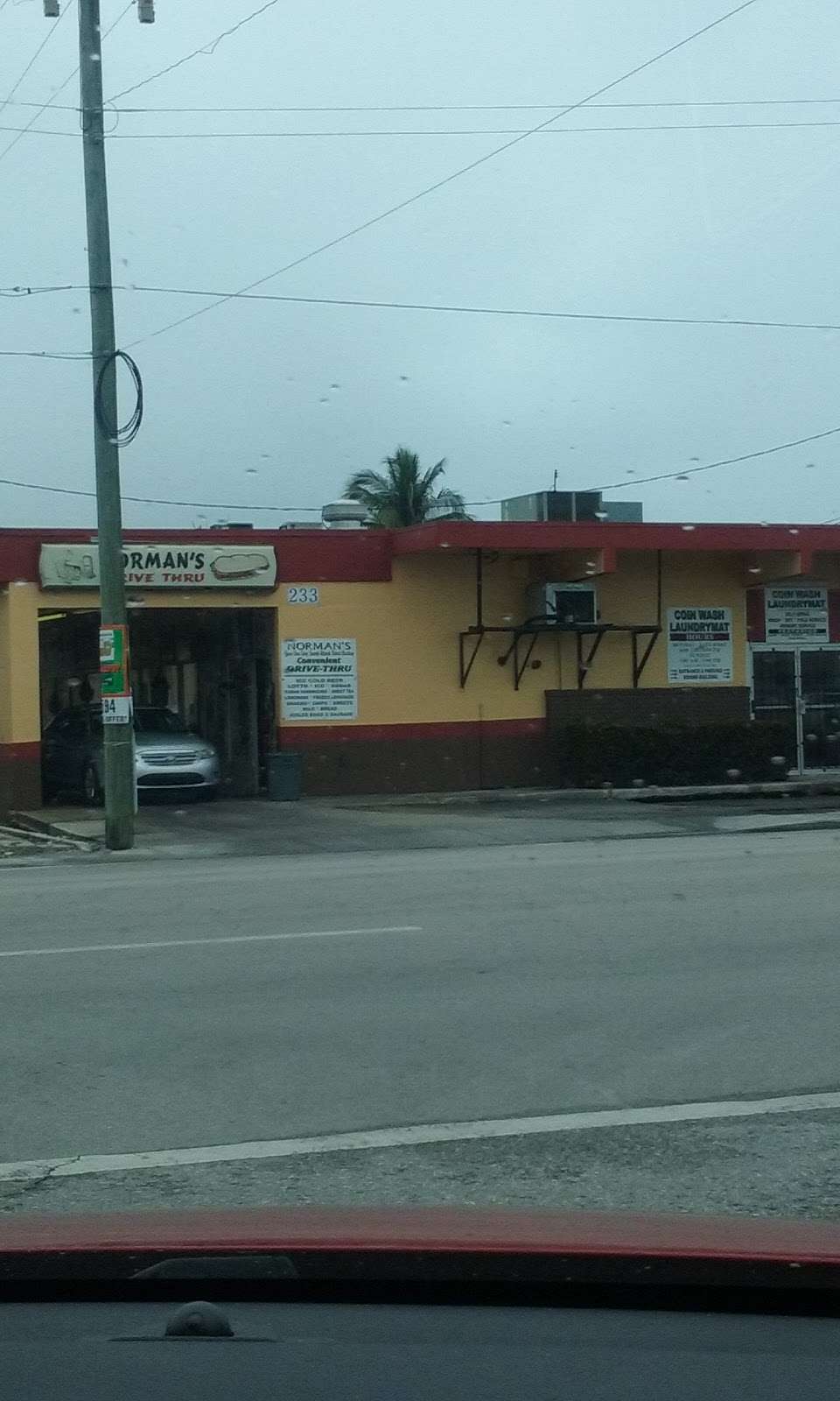 Normans Drive Thru | 233 Dr M.L.K. Jr Blvd W B, Belle Glade, FL 33430, USA | Phone: (561) 996-2494