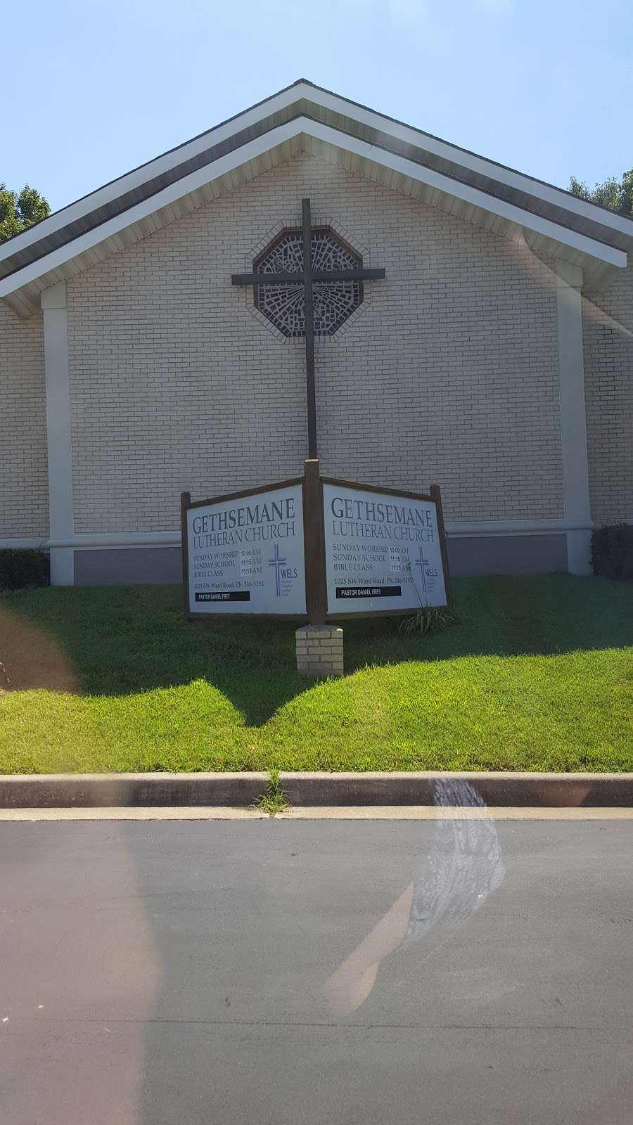 Gethsemane Lutheran Church | 1025 SW Ward Rd, Lees Summit, MO 64081 | Phone: (816) 246-5192