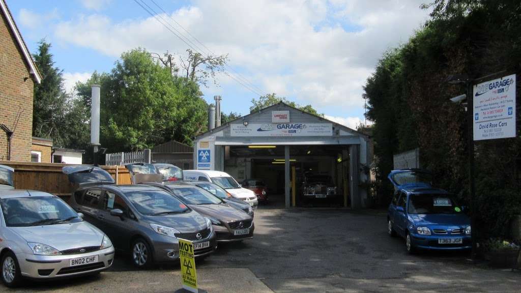 Days Garage Oxted | 17 Hurst Green Rd, Oxted RH8 9BS, UK | Phone: 01883 730058
