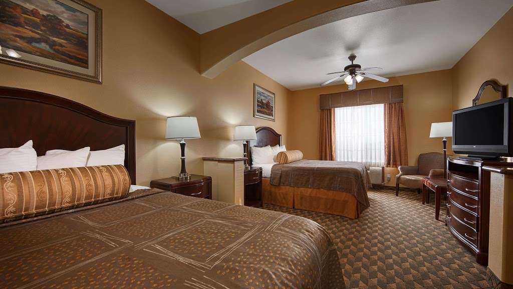 Best Western Plus Manvel Inn & Suites | 19301 Hwy 6, Manvel, TX 77578, USA | Phone: (281) 489-2266