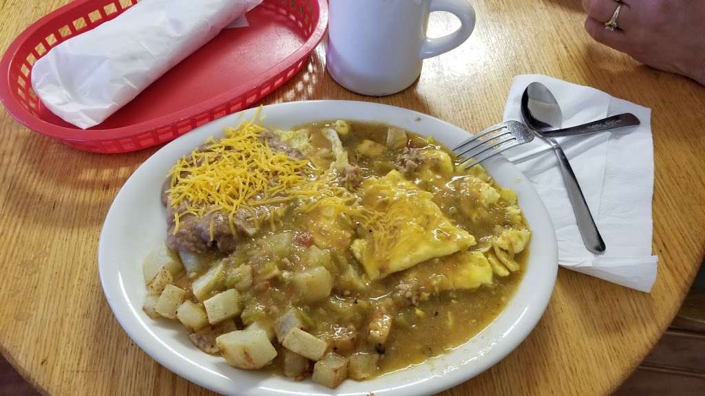 Nacho Y Kikas Cafe | 204 E S 1st St, Johnstown, CO 80534, USA | Phone: (970) 587-4393