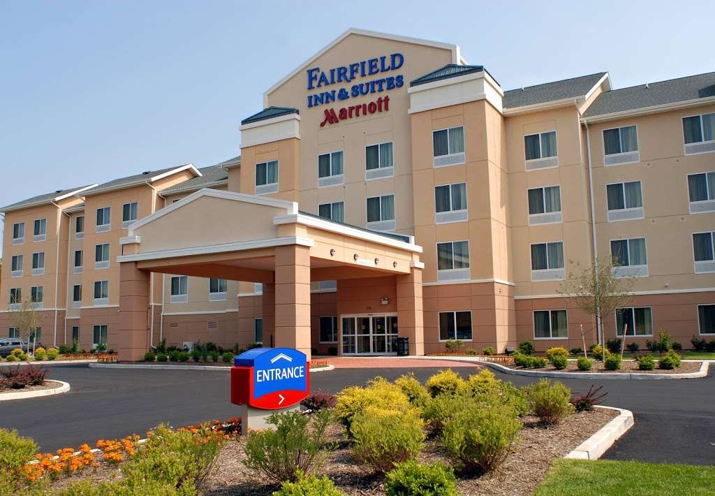 Fairfield Inn & Suites by Marriott Millville Vineland | 301 Bluebird Ln, Millville, NJ 08332, USA | Phone: (856) 776-2400