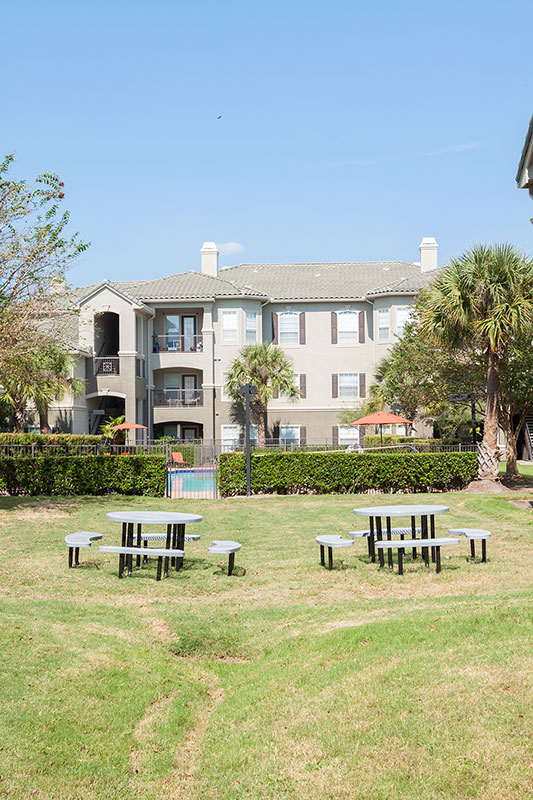 Fairways at South Shore Apartments | 3045 Marina Bay Dr, League City, TX 77573, USA | Phone: (281) 528-1192