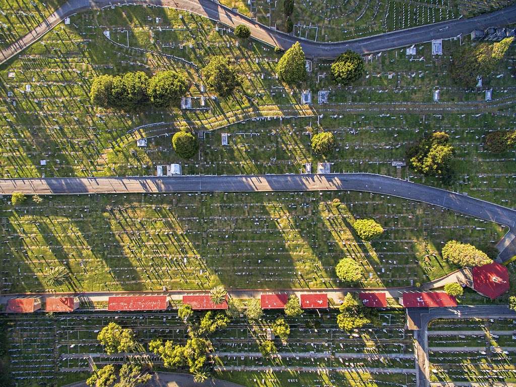 St Mary Cemetery | 4529 Howe St, Oakland, CA 94611, USA | Phone: (510) 654-0936