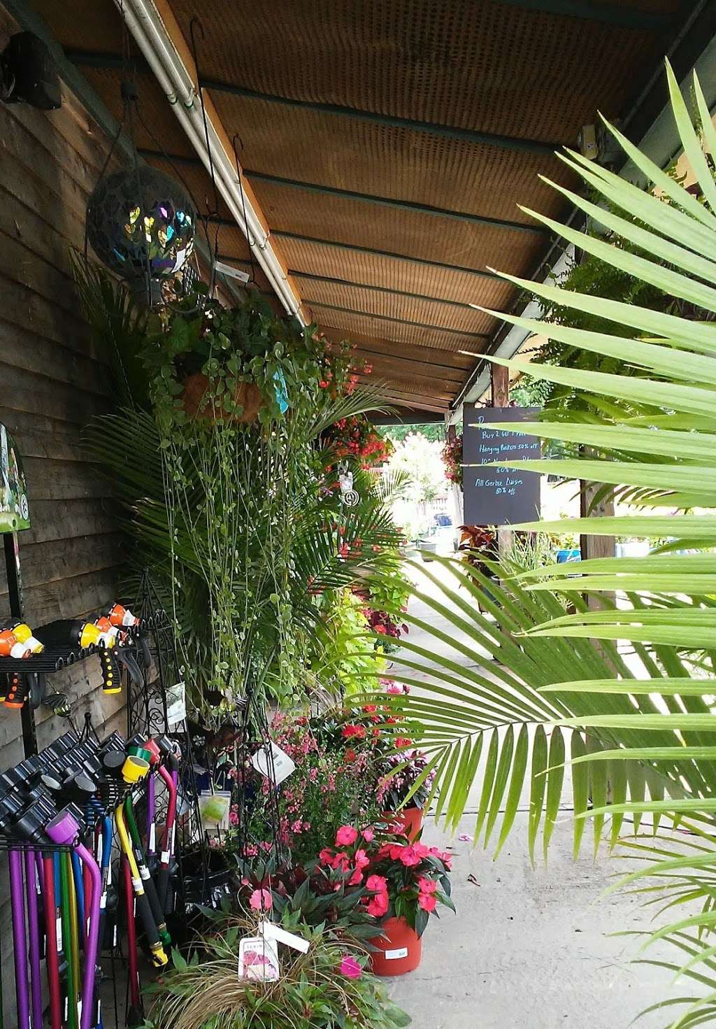 Laurel Oak Garden Center | 199 Tomlinson Mill Rd, Marlton, NJ 08053, USA | Phone: (856) 596-7779