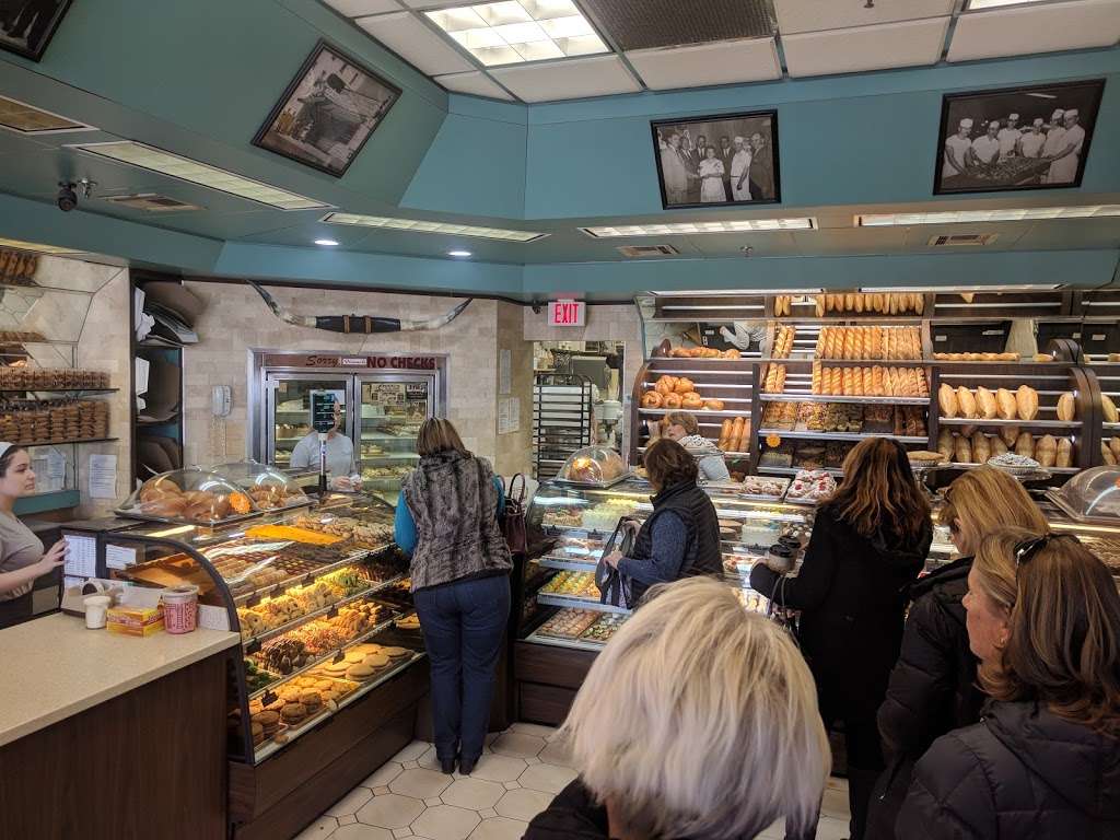 Caputo Italian Pastry Shoppe | 444 Ocean Blvd N # 11, Long Branch, NJ 07740, USA | Phone: (732) 222-3838