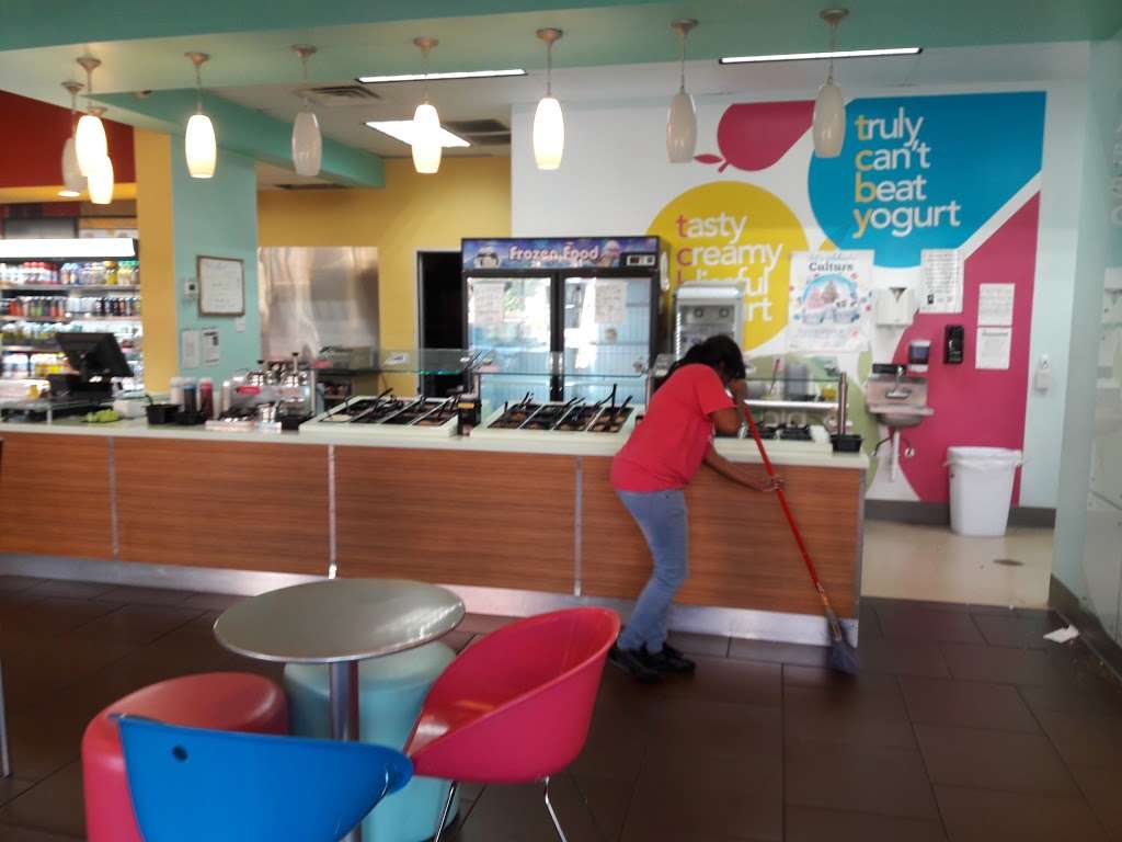 TCBY | 9639 Scarsdale Blvd, Houston, TX 77089 | Phone: (281) 741-9024