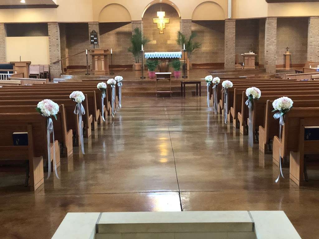 Lucys Flowers and Gifts | 8500 S Cicero Ave, Burbank, IL 60459, USA | Phone: (708) 634-7070