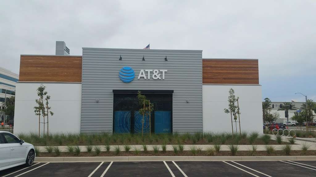 AT&T Store | 17500 Bloomfield Ave Suite A, Cerritos, CA 90703, USA | Phone: (562) 402-2417