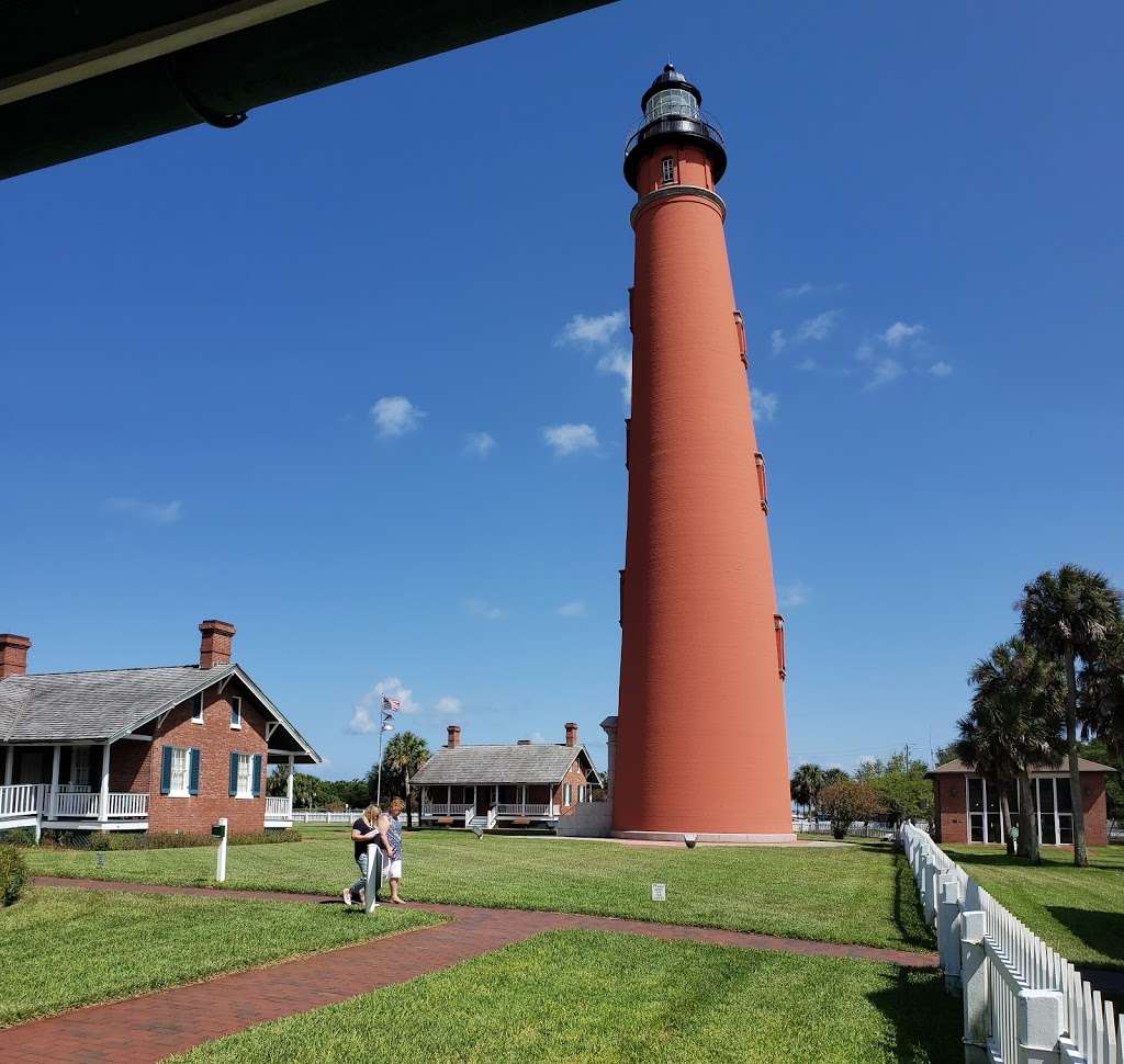 Gazebo & picnic area - Davies Light House Park | Ponce Inlet, FL 32127, USA