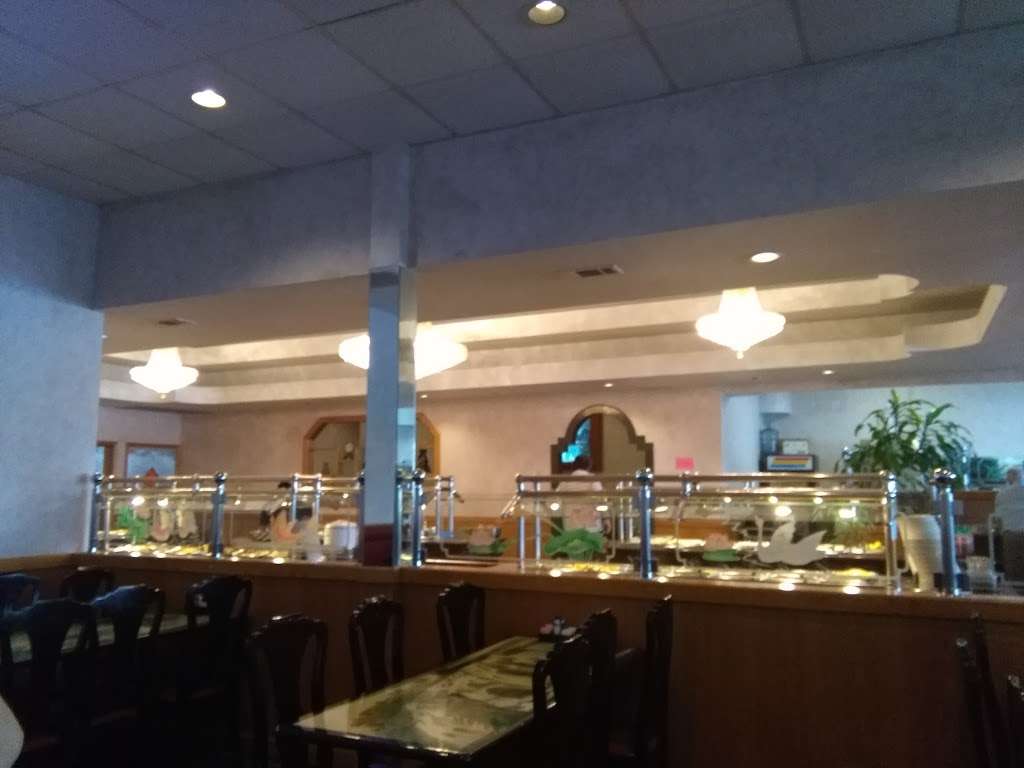 Grand Buffet | 125 E Boling Hwy, Wharton, TX 77488 | Phone: (979) 531-1818