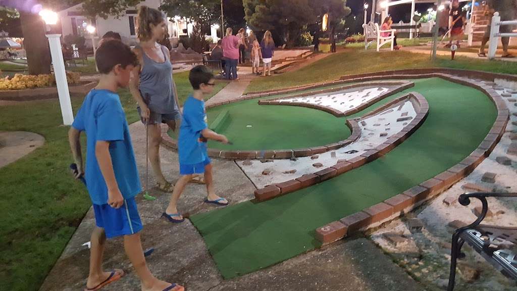 Pleasant Valley Miniature Golf | 93 NJ-73, Voorhees Township, NJ 08043 | Phone: (856) 767-2167