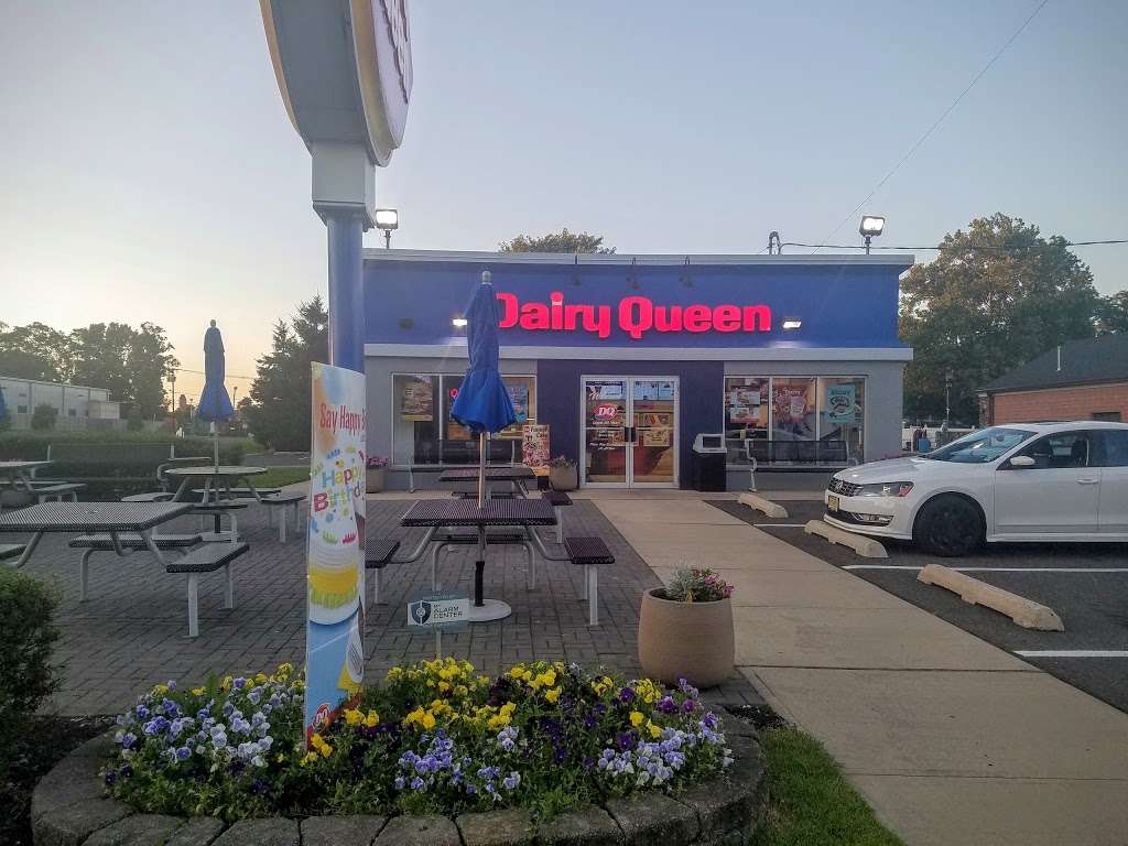 Dairy Queen (Treat) 701 Park Ave, Freehold, NJ 07728, USA BusinessYab