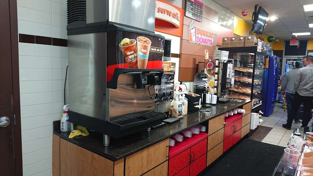 Dunkin Donuts | Shell Gas Station, 517 Mall Dr, Schaumburg, IL 60173 | Phone: (847) 517-9132