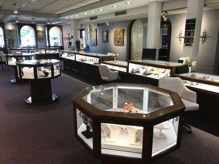 Noral Jewelers & Mineral Art Gallery | 12227 S Harlem Ave, Palos Heights, IL 60463, USA | Phone: (708) 361-0700