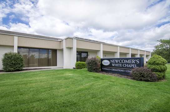 Newcomers White Chapel Funeral Home | 6600 NE Antioch Rd, Gladstone, MO 64119, USA | Phone: (816) 452-8419