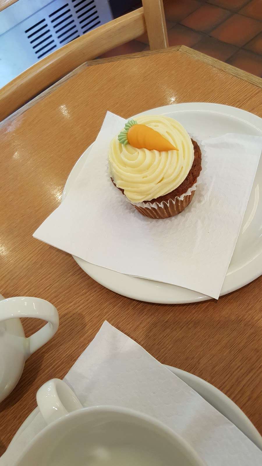 The Bakery | 6 Bexley High St, Bexley DA5 1AD, UK | Phone: 01322 527525
